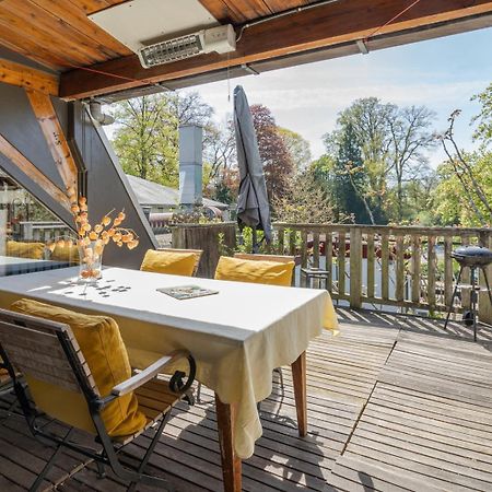 Huis Met De Leeuwenkoppen Dieren Bagian luar foto