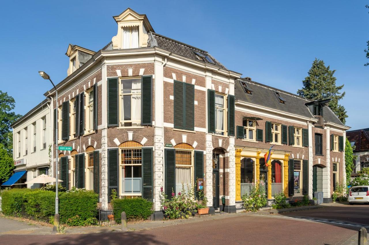 Huis Met De Leeuwenkoppen Dieren Bagian luar foto